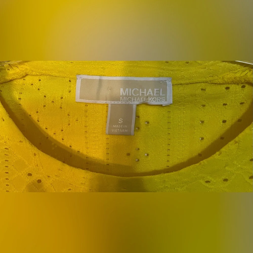 Michael Kors Vibrant Yellow Eyelet Tops Women Size Small - Picture 8 of 10